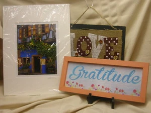 3 Wall Hangings Signs Love - Gratitude - Cityscape - Winstub Blue 2006 - Imagen 1 de 12