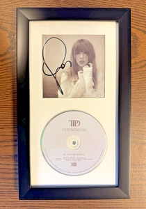 Taylor Swift - The Tortured Poets Department CD + SIGNED/FRAMED Photo! Discount! - Picture 1 of 5