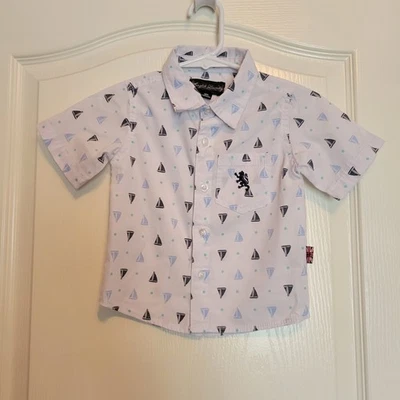 Camisa Abotonada Manga Corta Patrón Velero Infantil Lavandería Inglesa 18 Meses Foto 1 de 4