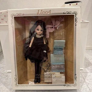 Licca Fashion Doll Vestito Nero Confezione Regalo Accessori - Foto 1 di 1