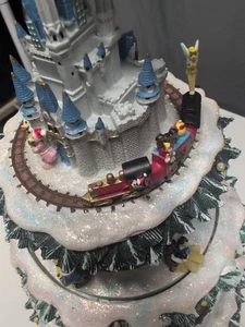 Seltenes Disney Weihnachtsaufsteller Tischplatte Baumzug Bradford Exchange *funktioniert* - Bild 1 von 8