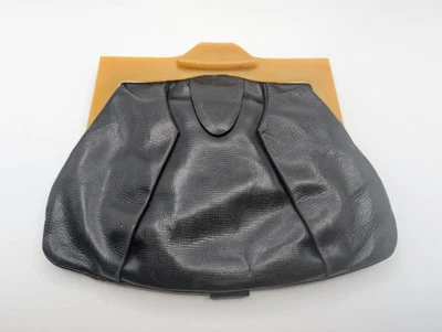 Cartera sin asas de cuero de becerro negra con broche de baquelita vintage de los años 40/50 Foto 1 de 4