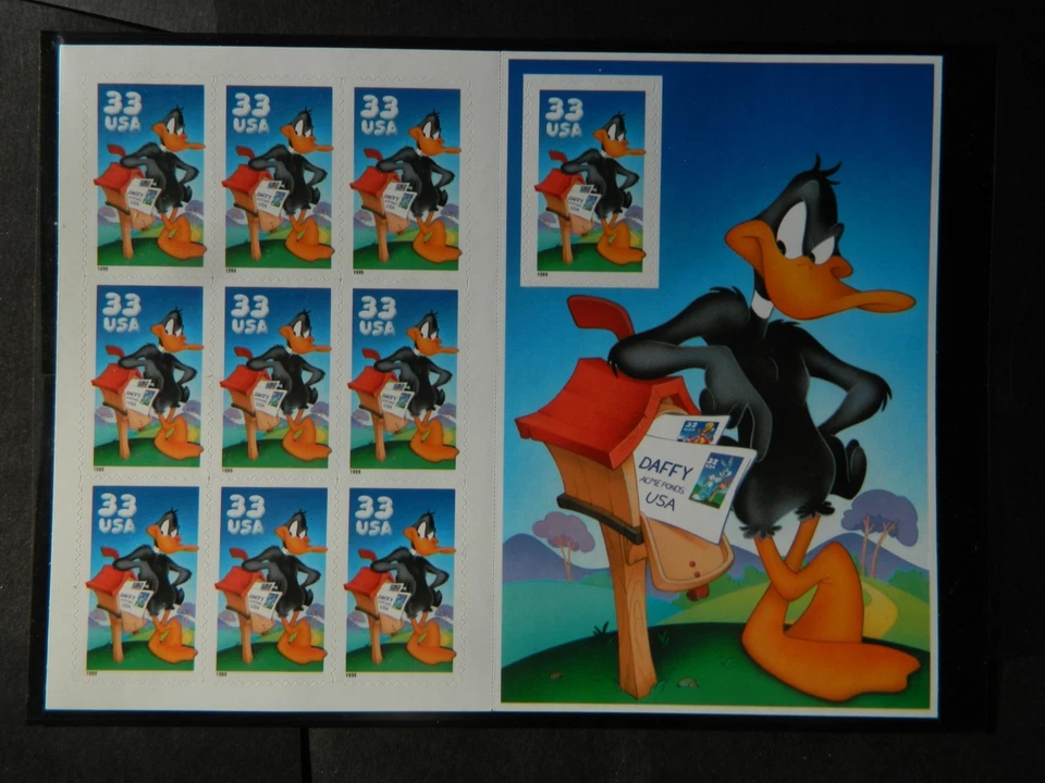 US SC# 3306 33ct 1999 DAFFY DUCK  MNH WITH MOUNT FREE SHIPPING - Image 1 of 1