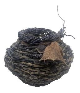 Hand Woven Palm Fiber Woven Art Basket By Yao Award Winning Artist Gallery - Picture 1 of 8