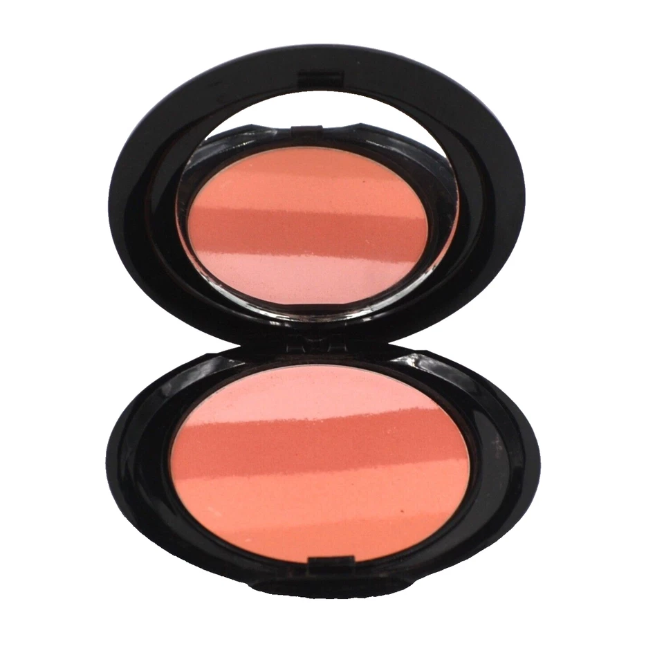 Rubor Signature Club A tono sobre tono translúcido enfoque suave colorete 0,28 oz Foto 1 de 1