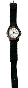 Reloj Marlboro de colección de 1990 Swiss Army Adventure Team resistencia al agua solo piezas - Imagen 1 de 7
