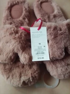 Faux Fur Furry Slippers SIZE 10 NEW WITH TAGS - Picture 1 of 4