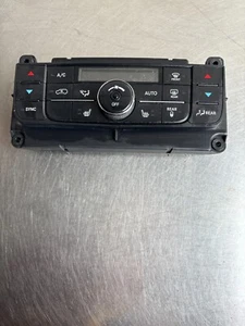 2011–2016 Chrysler Town & Country Temperature Climate Control Switch O 55111235 - Picture 1 of 6