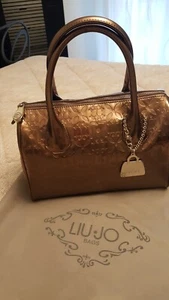 Borsa a mano Bauletto Liu Jo linea Melanie in vernice color marrone bronzo - Foto 1 di 14