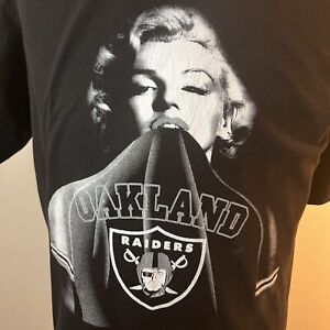 Oakland Raiders Marilyn Monroe Mens Graphic T-Shirt Sz. Large Las Vegas Raiders