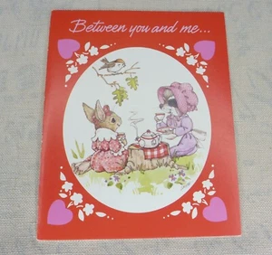 Vintage Aktuelle VALENTINSTAG Karte Hase Waschbär Vogel Wald Tiere mit Tee - Bild 1 von 3