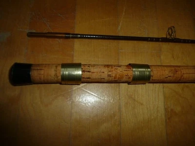Caña de pescar vintage fabricante desconocido, forma impresionante, ideal para Mitchell 308 y más Foto 1 de 4