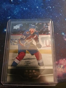 Serie extendida Upper Deck 2021-22 - Black Diamond Nathan MacKinnon - Imagen 1 de 2