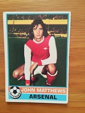 Topps Red Back Football Cards 1977 #69 John Matthews -  Arsenal 