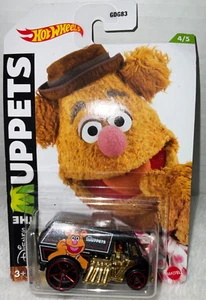 Hot Wheels Disney Muppets Fonzie Orso Cool One Auto 4/5 - Foto 1 di 5