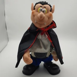 Rare Halloween Spooky Sounds Dracula Vampire Animated Light-Up Eyes Tested Works - Picture 1 of 14