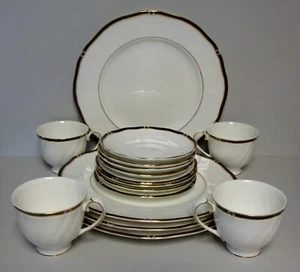 Wedgwood ROYAL LAPIS set 16 pezzi QUATTRO AMBIENTAZIONI più qui MADE IN ENGLAND - Foto 1 di 9