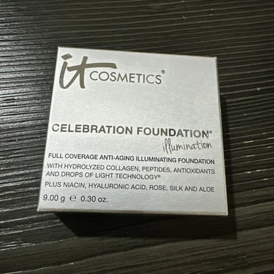 IT COSMETICS CELEBRATION FOUNDATION ILLUMINATION POWDER FOUNDATION RICH 0.30 OZ - Image 1 of 3