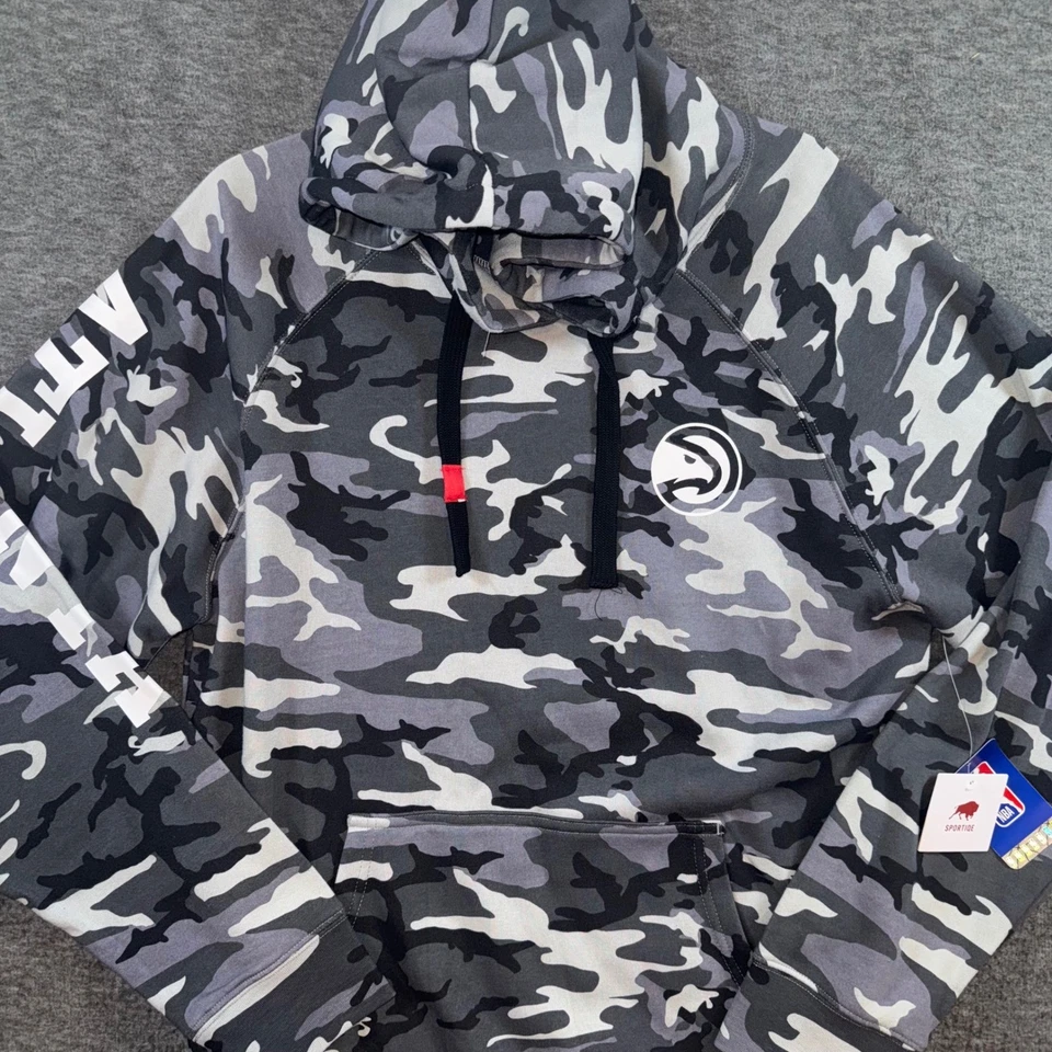 Atlanta Hawks SPORTIQE Camo Hoodie Mens Size Large Pullover Sweatshirt NEW - Image 1 of 4