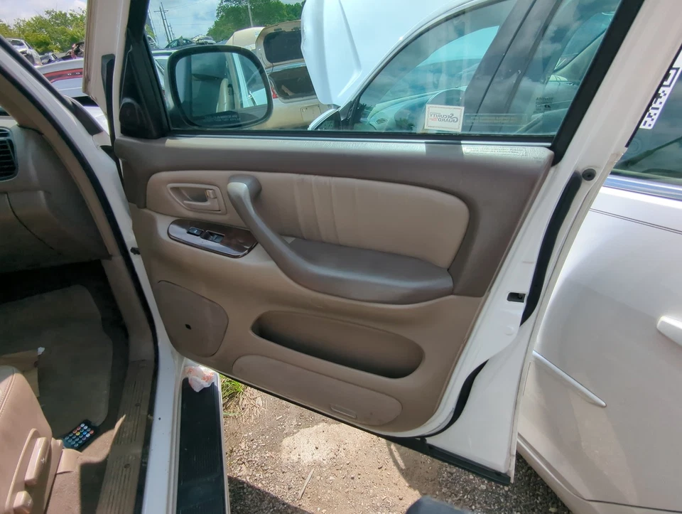 2003 Toyota Sequoia dianteiro direito passageiro interior painel acabamento X3B0B - Imagem 1 de 1