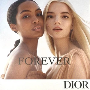 Base Dior Forever Skin Glow 1 imprimación 8 tonos tarjeta de muestra 9 x 0,5 ml/0,01 oz - Imagen 1 de 3