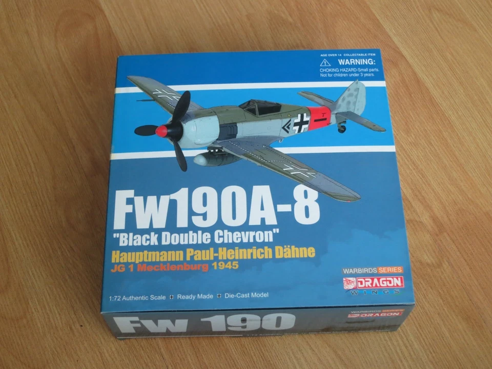 Dragon Wings FW 190 a 8 Black Double Chevron Dahne 1945 50094 1 72 MIB