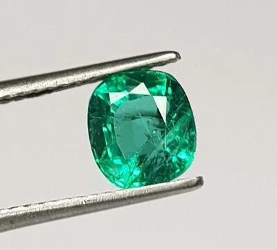 1.20 Ct Natural well shiny Luster Green Zambian Cushion Emerald awesome Cut - Image 1 of 4