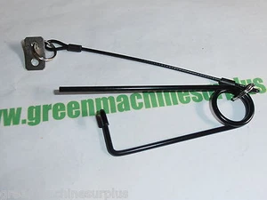 NATO trailer hook. Retaining pin.Clip wire and tag.In unfitted condition. - Picture 1 of 1