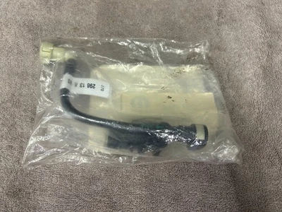 Jeep Compass Patriot Dodge Calibre Respirador 2012-2014 68087103aa Fabricante de Equipo Original Nuevo de Lote Antiguo Foto 1 de 2