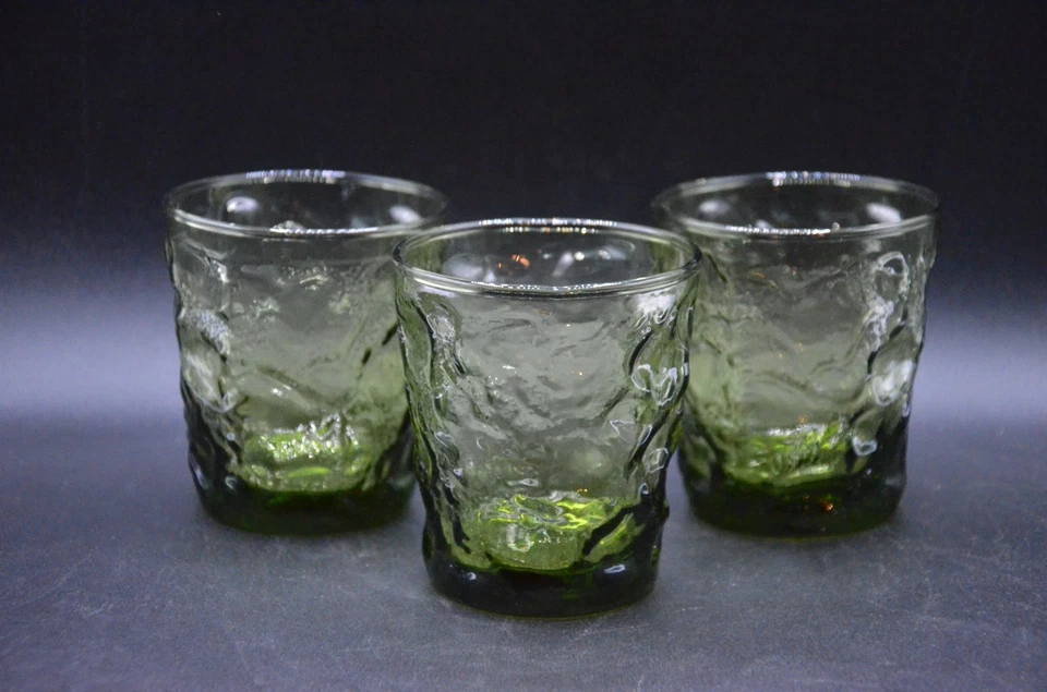SET of 3  Vintage green Textured  drinking glasses 70's 3.5 inches tall - Image 1 of 1