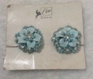 Coro Blue Beaded & Clear Gem Flower Earrings Clip On Gold Tone Base Vintage - Picture 1 of 9
