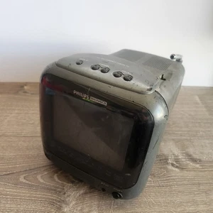 For Parts Vintage Y2K Philips Magnavox RD0525 C132 Portable TV No Cord Untested - Picture 1 of 12