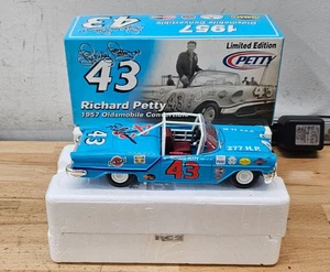 1957 Oldsmobile Convertible Limited Edition Richard Petty/Dale Inman Autographed - Picture 1 of 17