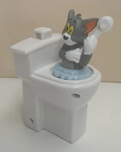 McDonalds Australia Tom's Toilet Happy Meal Toy c2021 Tom & Jerry Bathtime - Picture 1 of 5
