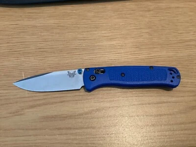 Cuchillo Benchmade Bugout 535, azul grivory, s30v, bloqueo de eje, Foto 1 de 4