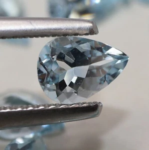 Bonito lote al por mayor de piedra tallada en forma de pera aguamarina color azul medio de 5x7 mm VVS - Imagen 1 de 12