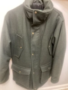Cabelas Outdoor Gear Wool Green Heavy Hunting Jacket coat Mens Small  - Picture 1 of 9