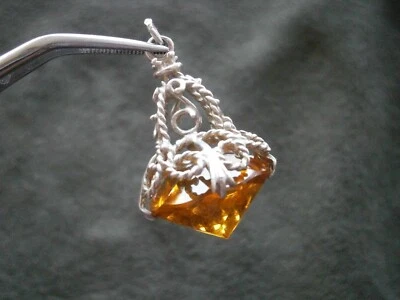 Colgante grande de plata esterlina con llavero de cristal color ámbar de colección 6,7 g Foto 1 de 4