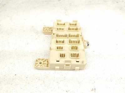 2007-2008 Lexus Rx400h Cabin Room Inside Fuse Box 82671-48010 - Image 1 of 4