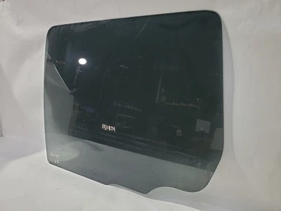 Hummer H2 2003 2004 2005 2006 2007 2008 2009 OEM puerta trasera izquierda vidrio  Foto 1 de 4