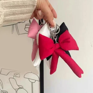 Rucksack-Hängedekoration Baumwollschleife Taschenanhänger 3D-Schleife > - Bild 1 von 16