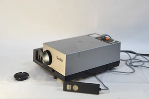 Rollei P350A 35mm Film Slide Projector with Preview Screen & Cord Remote (b) - Picture 1 of 15