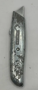 CUCHILLO RETRÁCTIL ULINE 1-800-295-5510 CON MANGO DE AGARRE SUAVE Y CÓMODO - Imagen 1 de 9