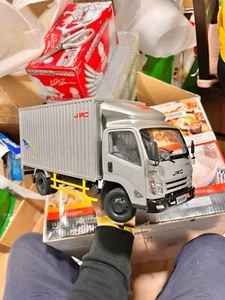 1:18 Scale 2018 Ford Jmc Box Truck Silver Diecast Model Car - Imagen 1 de 24
