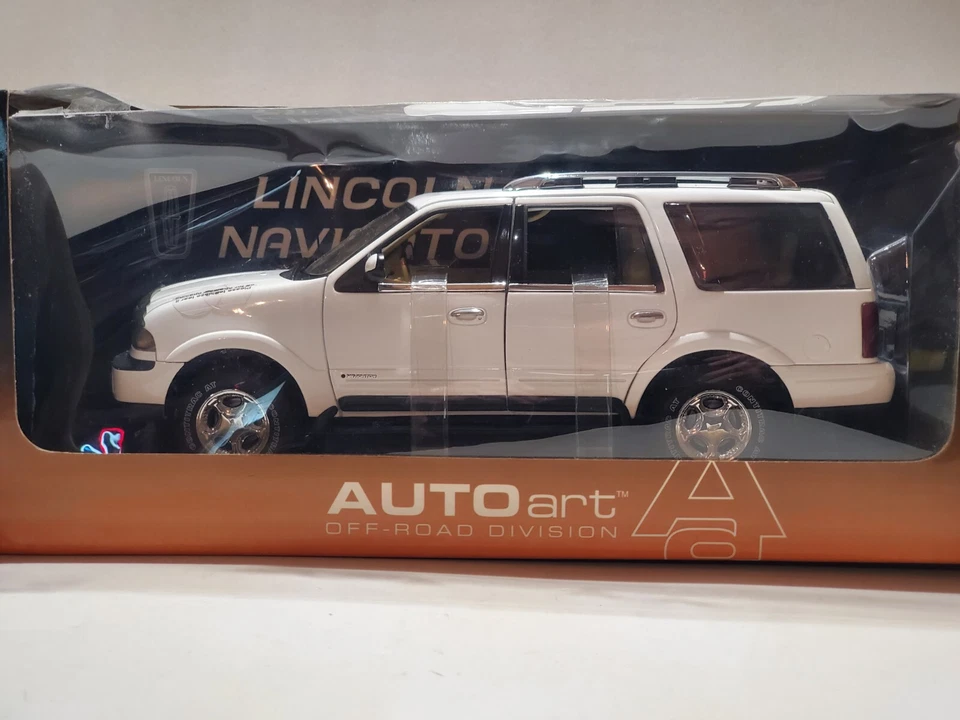 AutoArt 1999 2000 2001 Lincoln Navigator 1:18 Diecast Modelo SUV Todoterreno 72761 Foto 1 de 4