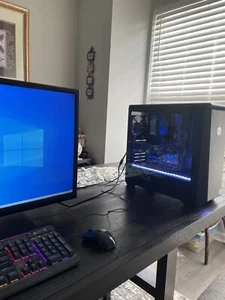 Custom Gaming PC - Picture 1 of 6