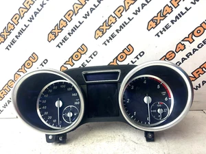MERCEDES GL350 X166 AMG 2013 INSTRUMENT CLUTCH SPEEDO A1669003806 - Picture 1 of 11