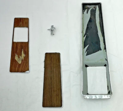 1969 1970 Ford Mustang верхняя консоль панели Deluxe часы панели и эмблема - Изображение 1 из 4