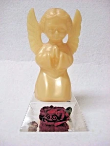 VINTAGE PRAYING ANGEL on lucite rose stand PAPERWEIGHT DISPLAY - Picture 1 of 10