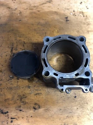 Honda CRF450R 2002-2008 cilindro OEM 12100-MEN-671 02-08 CRF 450R Foto 1 de 4